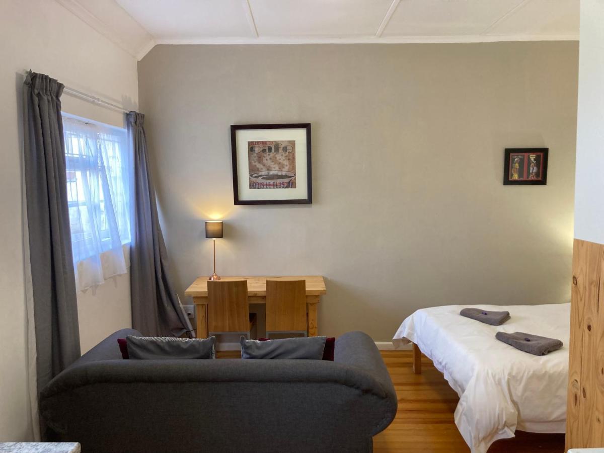 Hotel Kirknewton Port Elizabeth Esterno foto