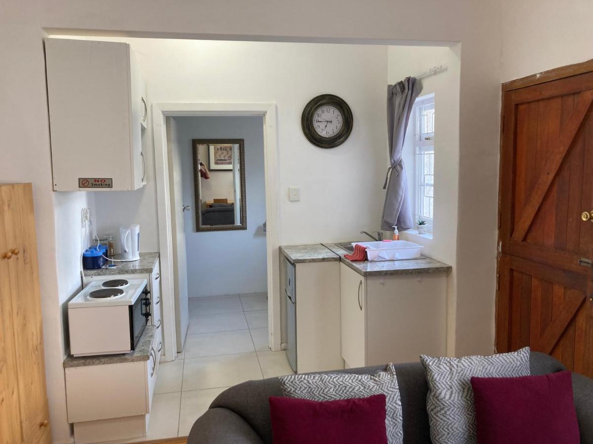 Hotel Kirknewton Port Elizabeth Esterno foto