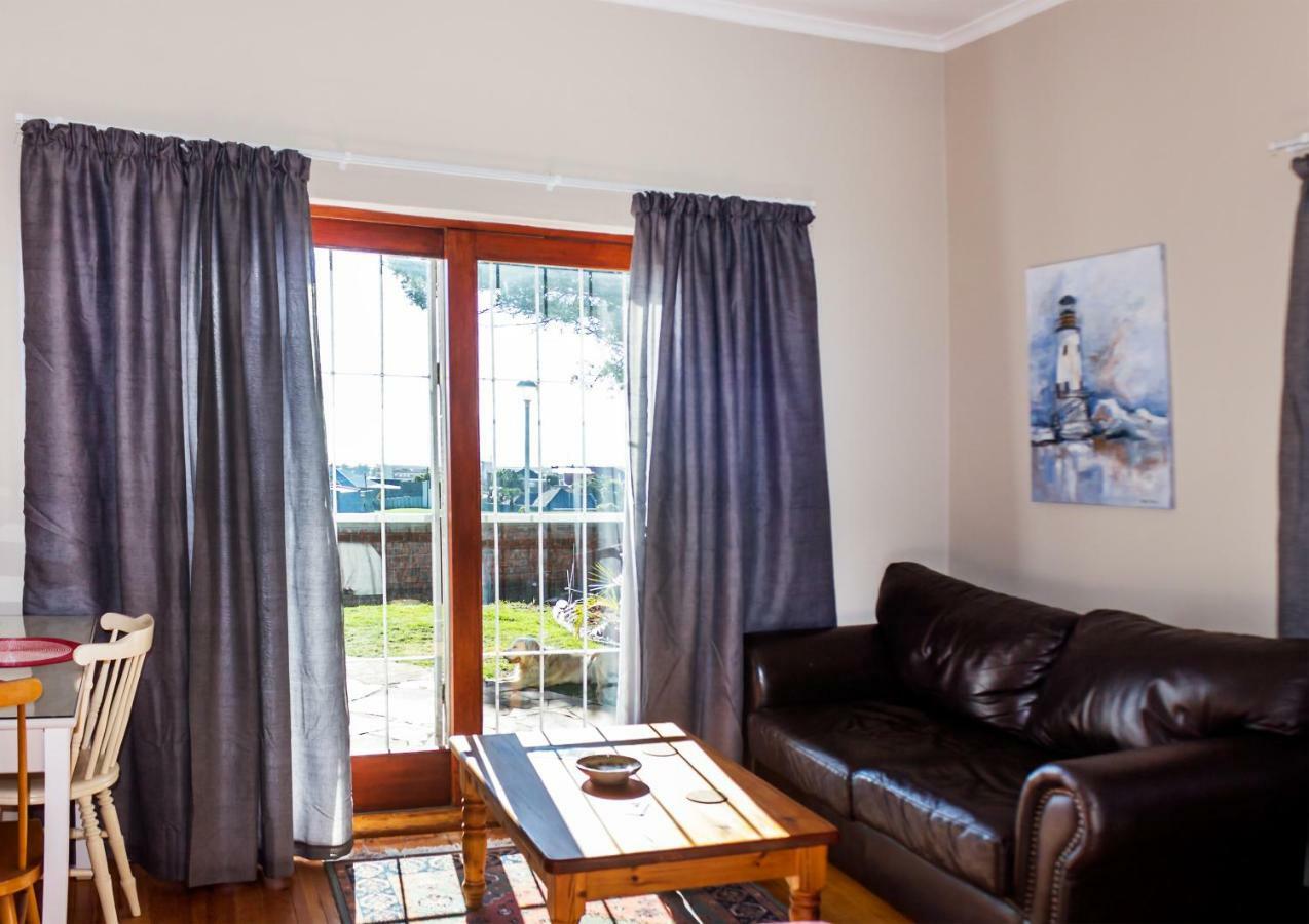 Hotel Kirknewton Port Elizabeth Esterno foto