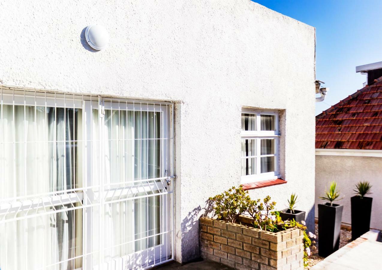 Hotel Kirknewton Port Elizabeth Esterno foto