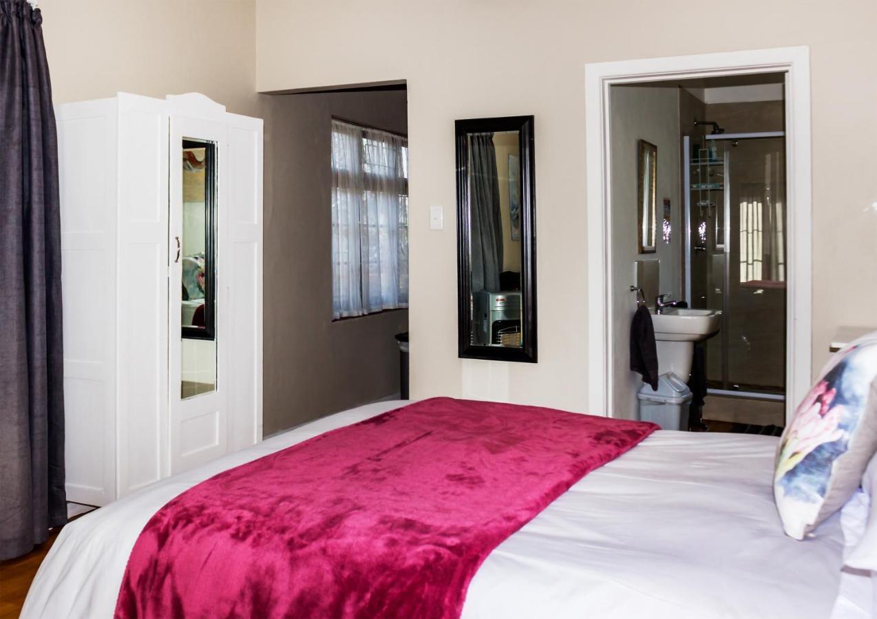 Hotel Kirknewton Port Elizabeth Esterno foto